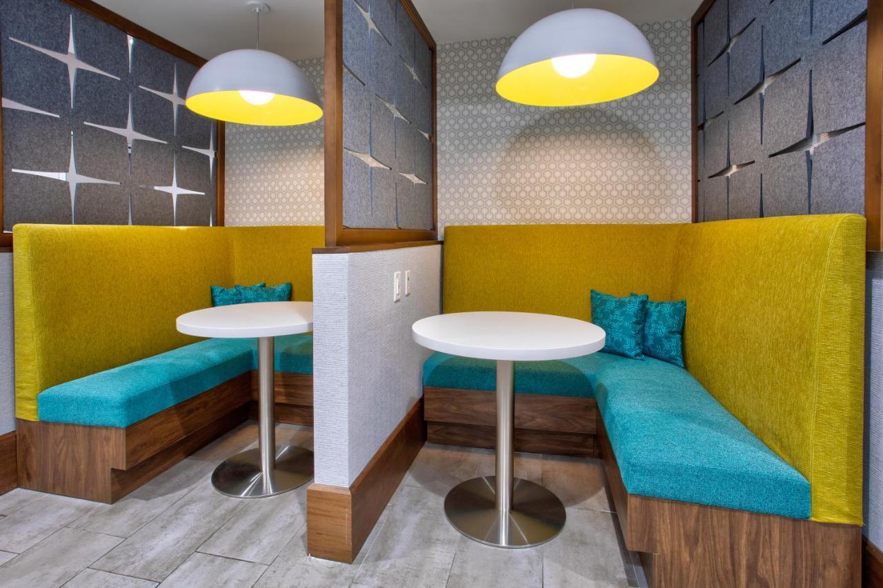 Hampton Inn Paris, Tn Экстерьер фото