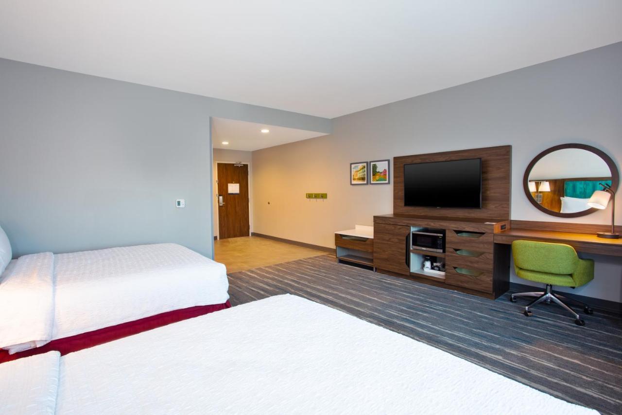 Hampton Inn Paris, Tn Экстерьер фото